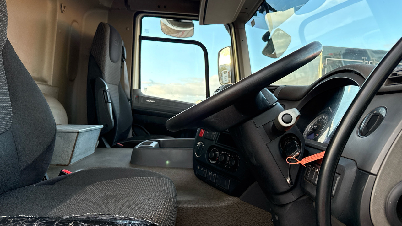 DAF CF 330 - Lava-kuorma-auto, Nosturiauto: kuva DAF CF 330 - Lava-kuorma-auto, Nosturiauto DAF CF 330 - Lava-kuorma-auto, Nosturiauto: kuva DAF CF 330 - Lava-kuorma-auto, Nosturiauto