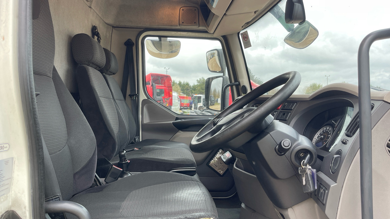 DAF LF 150 - Refrigeraattori kuorma-auto: kuva DAF LF 150 - Refrigeraattori kuorma-auto DAF LF 150 - Refrigeraattori kuorma-auto: kuva DAF LF 150 - Refrigeraattori kuorma-auto