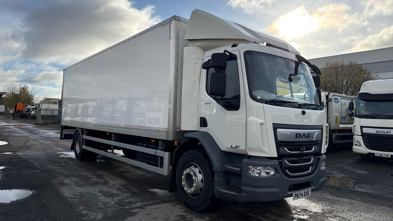 Daf LF 260 - Umpikori kuorma-auto: kuva Daf LF 260 - Umpikori kuorma-auto Daf LF 260 - Umpikori kuorma-auto: kuva Daf LF 260 - Umpikori kuorma-auto