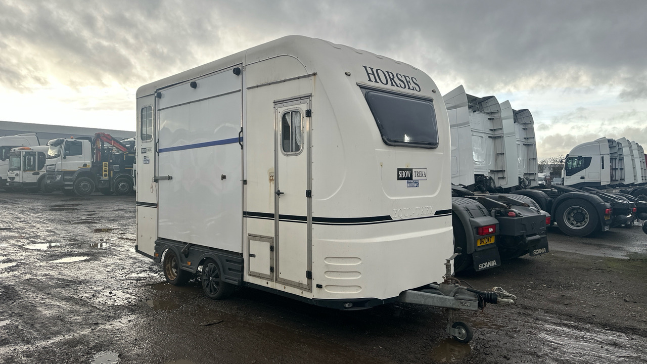 EQUI TREK SHOW TREKA - Koneenkuljetusvaunu: kuva EQUI TREK SHOW TREKA - Koneenkuljetusvaunu EQUI TREK SHOW TREKA - Koneenkuljetusvaunu: kuva EQUI TREK SHOW TREKA - Koneenkuljetusvaunu