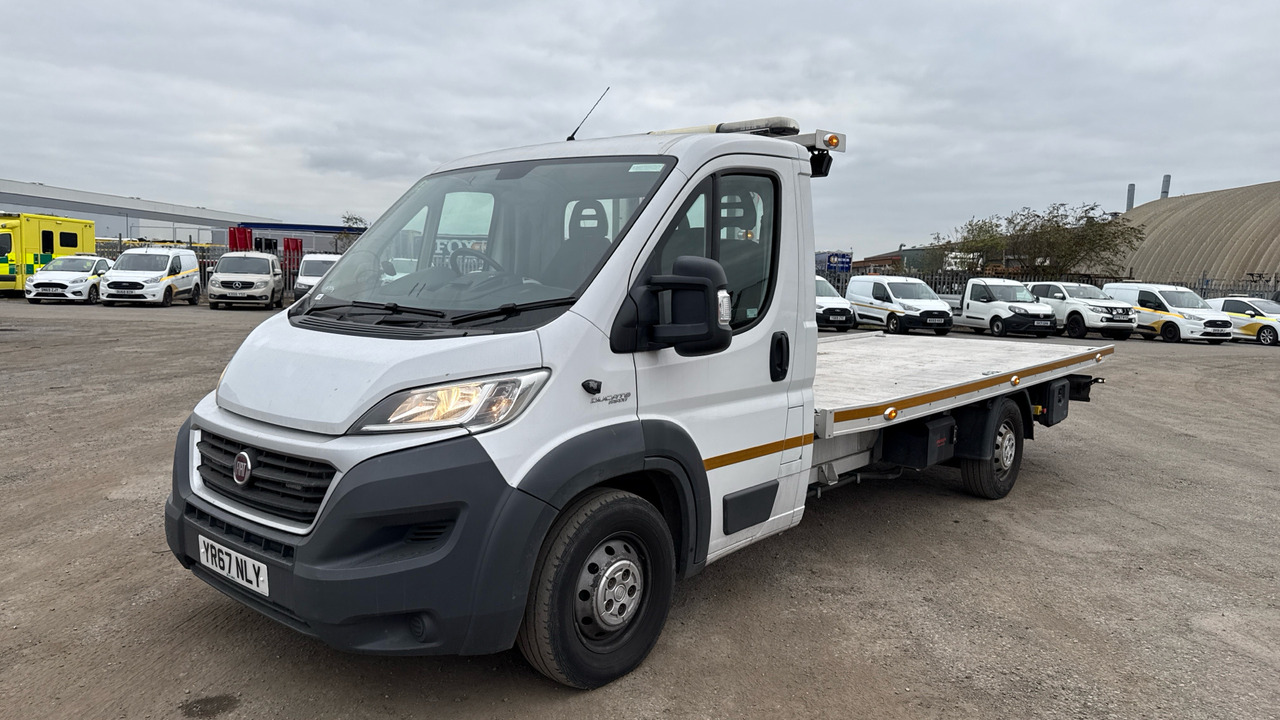 FIAT DUCATO 35 2.3 Multijet 30PS - Kuljetin kuorma-auto: kuva FIAT DUCATO 35 2.3 Multijet 30PS - Kuljetin kuorma-auto FIAT DUCATO 35 2.3 Multijet 30PS - Kuljetin kuorma-auto: kuva FIAT DUCATO 35 2.3 Multijet 30PS - Kuljetin kuorma-auto