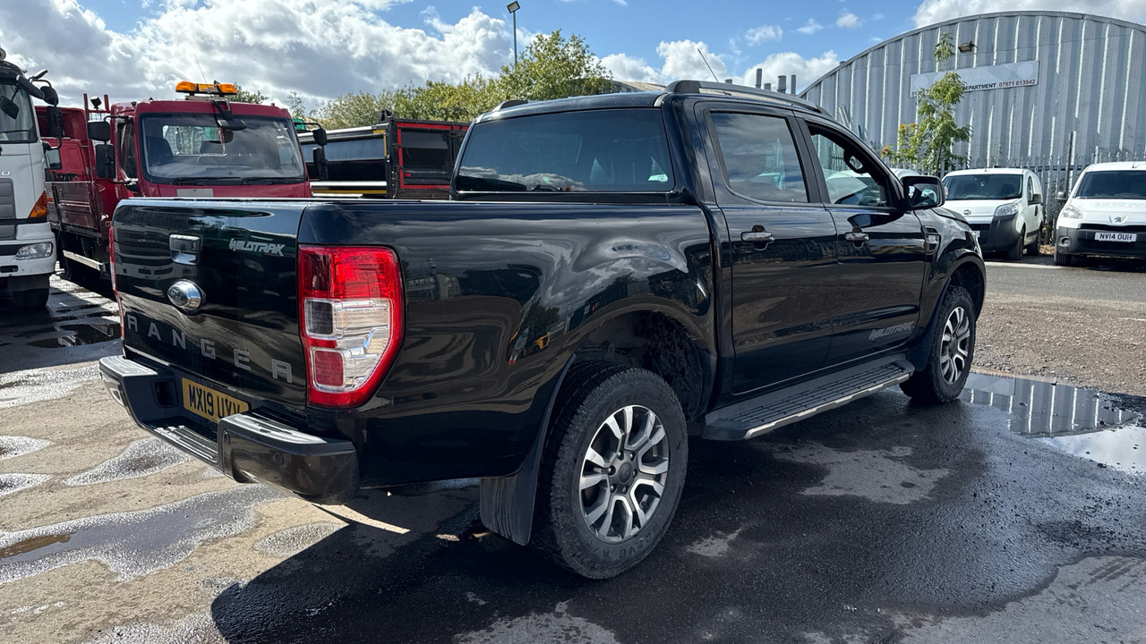 Ford Ranger WILDTRAK 3.2 TDCI 200PS - Avolava-auto, Jatko-ohjaamo kevyt kuorma-auto: kuva Ford Ranger WILDTRAK 3.2 TDCI 200PS - Avolava-auto, Jatko-ohjaamo kevyt kuorma-auto Ford Ranger WILDTRAK 3.2 TDCI 200PS - Avolava-auto, Jatko-ohjaamo kevyt kuorma-auto: kuva Ford Ranger WILDTRAK 3.2 TDCI 200PS - Avolava-auto, Jatko-ohjaamo kevyt kuorma-auto