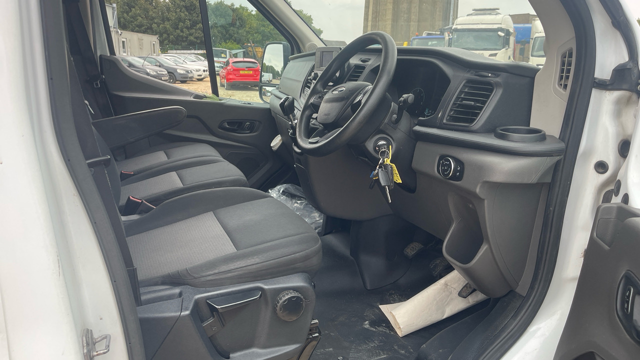 Ford Transit 350 2.0 ECOBLUE 130PS - Pakettiauto: kuva Ford Transit 350 2.0 ECOBLUE 130PS - Pakettiauto Ford Transit 350 2.0 ECOBLUE 130PS - Pakettiauto: kuva Ford Transit 350 2.0 ECOBLUE 130PS - Pakettiauto