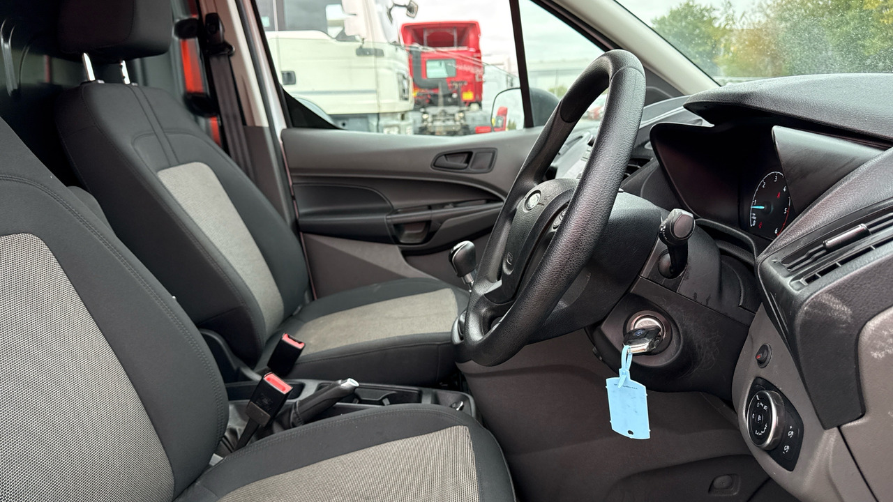 Ford Transit Connect 200 1.5 EcoBlue 75ps - Pieni pakettiauto: kuva Ford Transit Connect 200 1.5 EcoBlue 75ps - Pieni pakettiauto Ford Transit Connect 200 1.5 EcoBlue 75ps - Pieni pakettiauto: kuva Ford Transit Connect 200 1.5 EcoBlue 75ps - Pieni pakettiauto