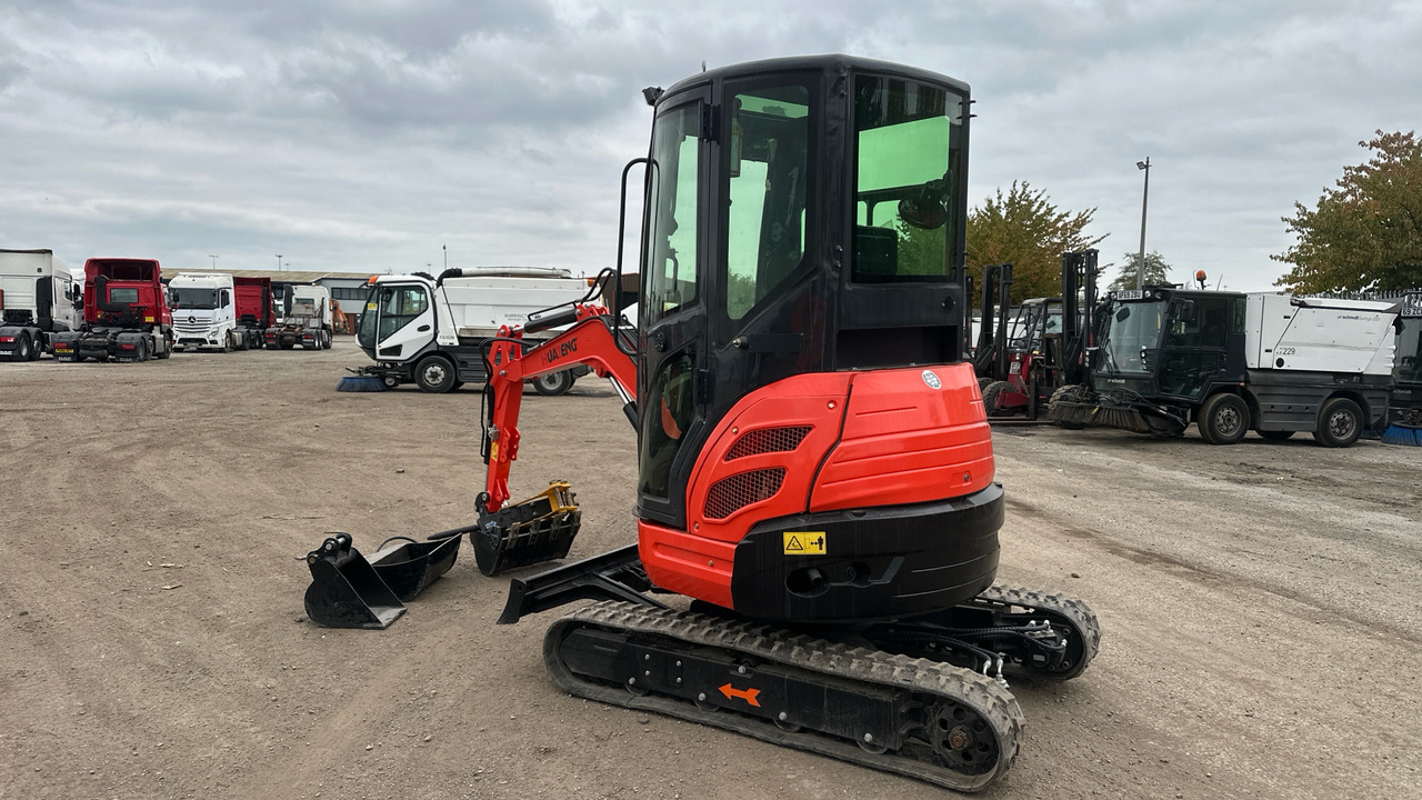 HUATENG HT25 - Minikuormaaja: kuva HUATENG HT25 - Minikuormaaja HUATENG HT25 - Minikuormaaja: kuva HUATENG HT25 - Minikuormaaja