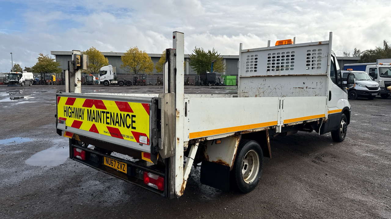 IVECO DAILY 35C12 2.3 3750 - Avolava pakettiauto: kuva IVECO DAILY 35C12 2.3 3750 - Avolava pakettiauto IVECO DAILY 35C12 2.3 3750 - Avolava pakettiauto: kuva IVECO DAILY 35C12 2.3 3750 - Avolava pakettiauto