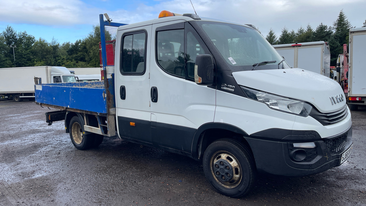 Iveco Daily 50-180 - Avolava pakettiauto: kuva Iveco Daily 50-180 - Avolava pakettiauto Iveco Daily 50-180 - Avolava pakettiauto: kuva Iveco Daily 50-180 - Avolava pakettiauto