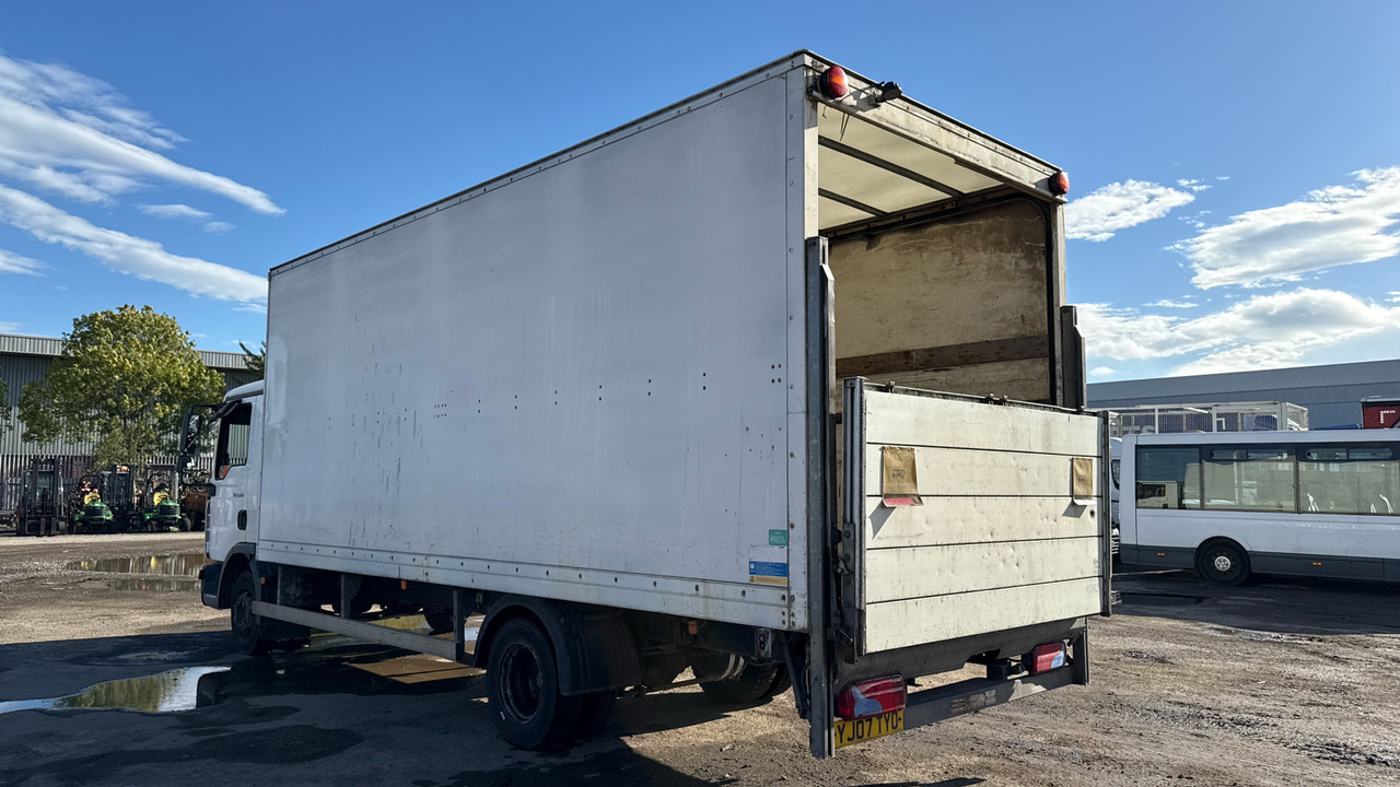 MAN TGL 8.180 - Umpikori kuorma-auto: kuva MAN TGL 8.180 - Umpikori kuorma-auto MAN TGL 8.180 - Umpikori kuorma-auto: kuva MAN TGL 8.180 - Umpikori kuorma-auto