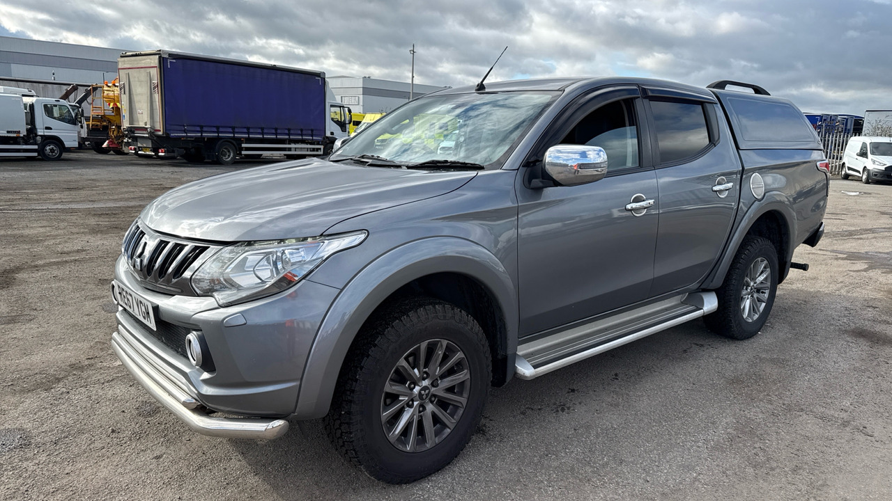 MITSUBISHI L200  DI-D 178 Barbarian - Avolava-auto, Jatko-ohjaamo kevyt kuorma-auto: kuva MITSUBISHI L200  DI-D 178 Barbarian - Avolava-auto, Jatko-ohjaamo kevyt kuorma-auto MITSUBISHI L200  DI-D 178 Barbarian - Avolava-auto, Jatko-ohjaamo kevyt kuorma-auto: kuva MITSUBISHI L200  DI-D 178 Barbarian - Avolava-auto, Jatko-ohjaamo kevyt kuorma-auto