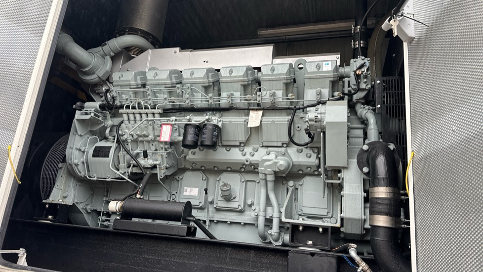 MITSUBISHI / MECC ALTE AKSA 1300KVA - Avolava pakettiauto: kuva MITSUBISHI / MECC ALTE AKSA 1300KVA - Avolava pakettiauto MITSUBISHI / MECC ALTE AKSA 1300KVA - Avolava pakettiauto: kuva MITSUBISHI / MECC ALTE AKSA 1300KVA - Avolava pakettiauto