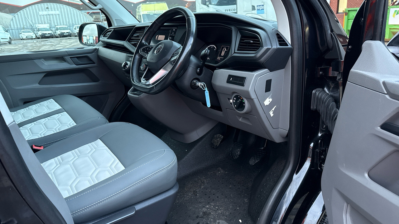 VOLKSWAGEN TRANSPORTER T28 2.0 TDI 110PS HIGHLINE CAMPER VAN - Matkailuauto: kuva VOLKSWAGEN TRANSPORTER T28 2.0 TDI 110PS HIGHLINE CAMPER VAN - Matkailuauto VOLKSWAGEN TRANSPORTER T28 2.0 TDI 110PS HIGHLINE CAMPER VAN - Matkailuauto: kuva VOLKSWAGEN TRANSPORTER T28 2.0 TDI 110PS HIGHLINE CAMPER VAN - Matkailuauto