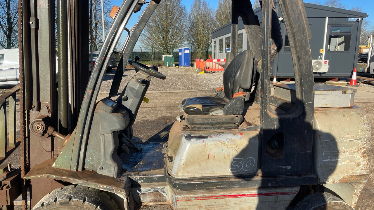 NISSAN G1D2A30Q - Dieseltrukki: kuva NISSAN G1D2A30Q - Dieseltrukki NISSAN G1D2A30Q - Dieseltrukki: kuva NISSAN G1D2A30Q - Dieseltrukki