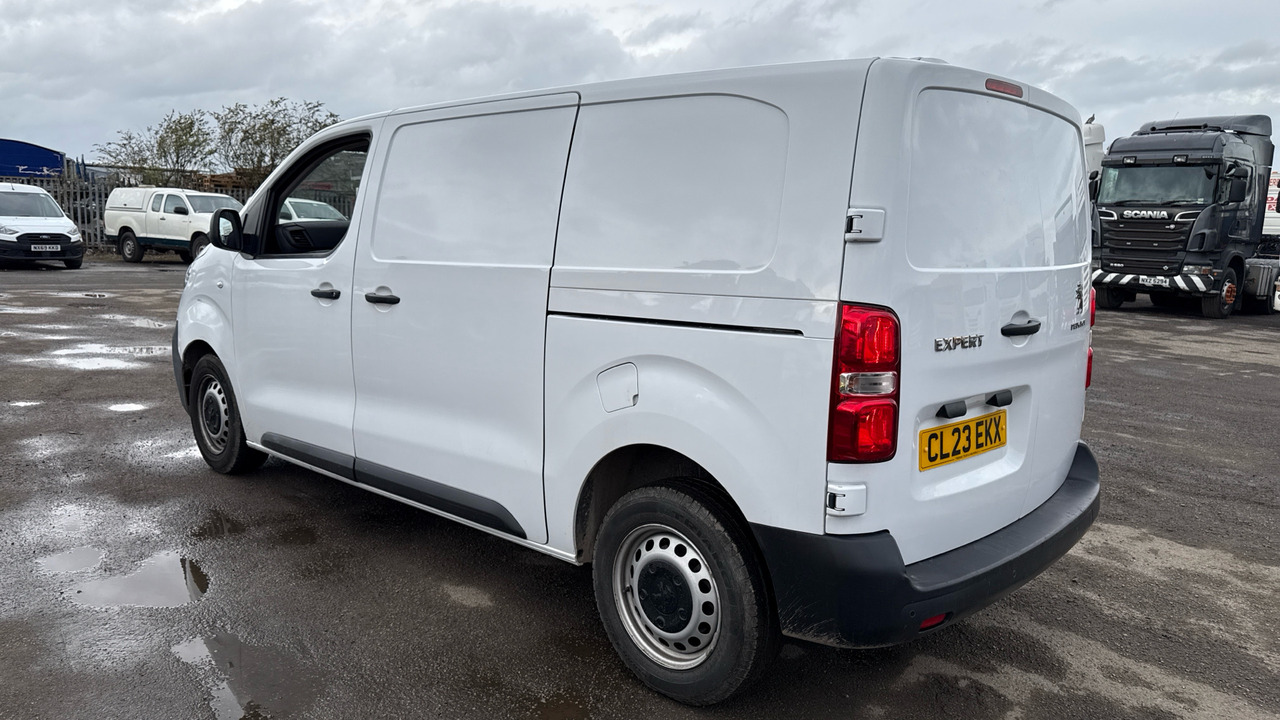 PEUGEOT EXPERT 1000 1.5 BlueHDi 100PS - Pieni pakettiauto: kuva PEUGEOT EXPERT 1000 1.5 BlueHDi 100PS - Pieni pakettiauto PEUGEOT EXPERT 1000 1.5 BlueHDi 100PS - Pieni pakettiauto: kuva PEUGEOT EXPERT 1000 1.5 BlueHDi 100PS - Pieni pakettiauto