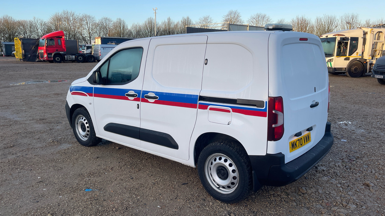 PEUGEOT PARTNER 1000 1.5 BlueHDi 100PS - Pieni pakettiauto: kuva PEUGEOT PARTNER 1000 1.5 BlueHDi 100PS - Pieni pakettiauto PEUGEOT PARTNER 1000 1.5 BlueHDi 100PS - Pieni pakettiauto: kuva PEUGEOT PARTNER 1000 1.5 BlueHDi 100PS - Pieni pakettiauto