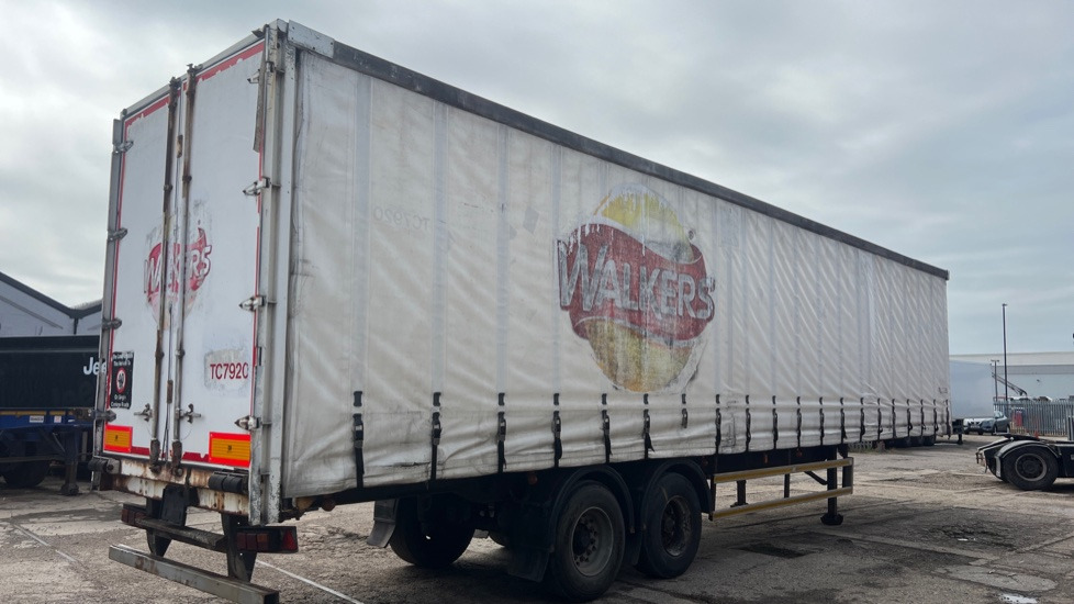 MONTRACON CURTAINSIDE - Perävaunu: kuva MONTRACON CURTAINSIDE - Perävaunu MONTRACON CURTAINSIDE - Perävaunu: kuva MONTRACON CURTAINSIDE - Perävaunu