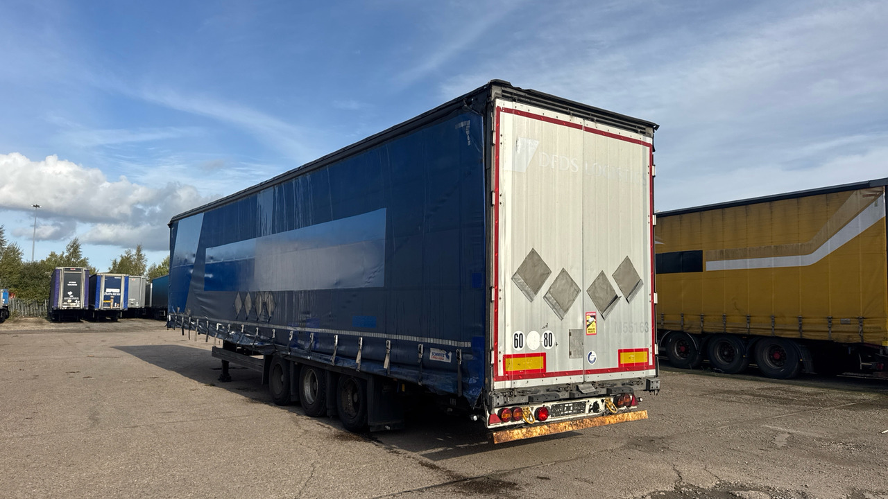 SCHMITZ CURTAINSIDE MEGA EUROLINER - Perävaunu: kuva SCHMITZ CURTAINSIDE MEGA EUROLINER - Perävaunu SCHMITZ CURTAINSIDE MEGA EUROLINER - Perävaunu: kuva SCHMITZ CURTAINSIDE MEGA EUROLINER - Perävaunu