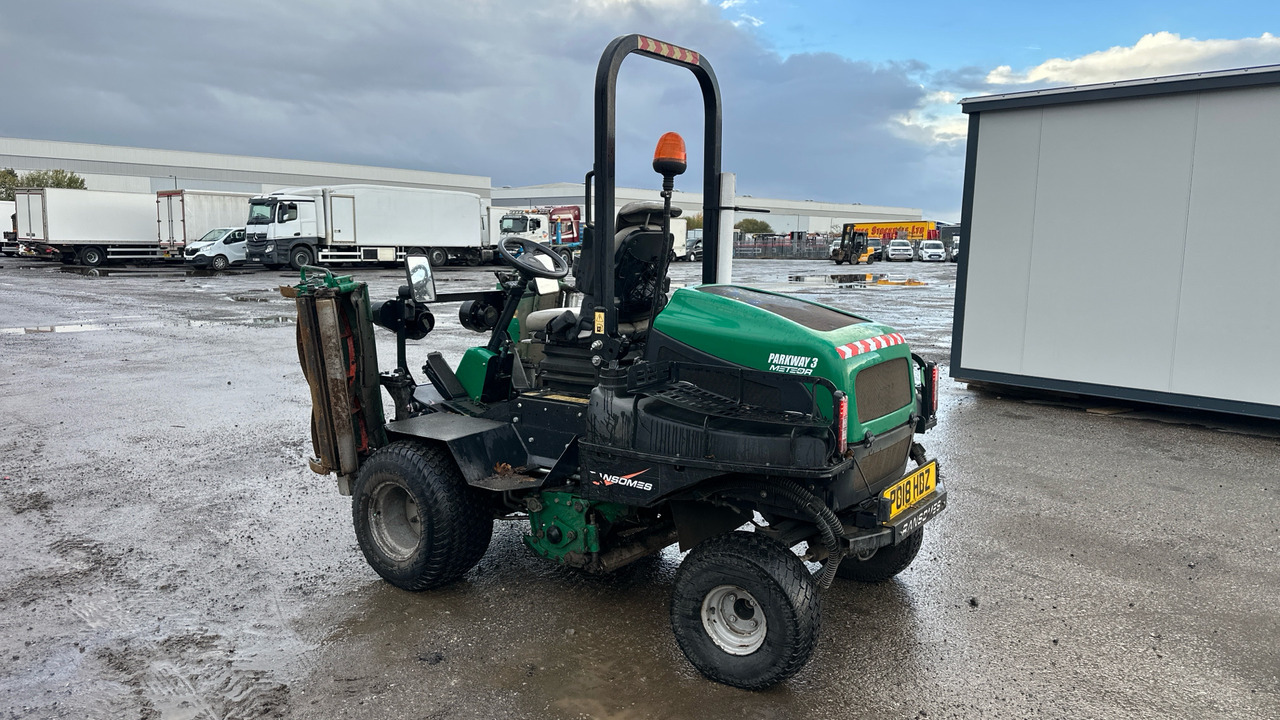 RANSOMES PARKWAY 3 METEOR - Ruohonleikkuri: kuva RANSOMES PARKWAY 3 METEOR - Ruohonleikkuri RANSOMES PARKWAY 3 METEOR - Ruohonleikkuri: kuva RANSOMES PARKWAY 3 METEOR - Ruohonleikkuri