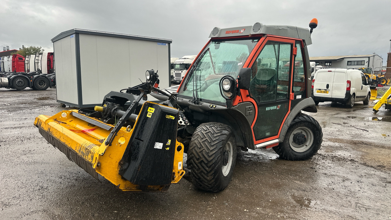 REFORM METTRAC H7X - Kesantomurskain: kuva REFORM METTRAC H7X - Kesantomurskain REFORM METTRAC H7X - Kesantomurskain: kuva REFORM METTRAC H7X - Kesantomurskain