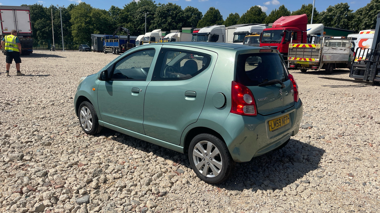 SUZUKI ALTO 1.0 SZ4 - Viistoperä: kuva SUZUKI ALTO 1.0 SZ4 - Viistoperä SUZUKI ALTO 1.0 SZ4 - Viistoperä: kuva SUZUKI ALTO 1.0 SZ4 - Viistoperä