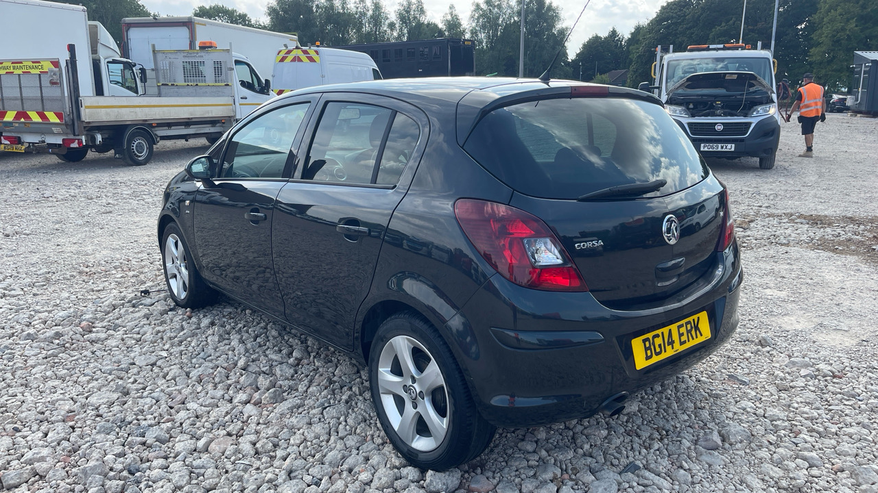 VAUXHALL CORSA 1.4 SXI - Viistoperä: kuva VAUXHALL CORSA 1.4 SXI - Viistoperä VAUXHALL CORSA 1.4 SXI - Viistoperä: kuva VAUXHALL CORSA 1.4 SXI - Viistoperä