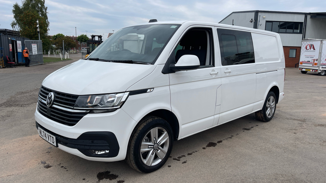 VOLKSWAGEN TRANSPORTER T32 2.0 TDI 150PS HIGHLINE - Jatko-ohjaamo kevyt kuorma-auto: kuva VOLKSWAGEN TRANSPORTER T32 2.0 TDI 150PS HIGHLINE - Jatko-ohjaamo kevyt kuorma-auto VOLKSWAGEN TRANSPORTER T32 2.0 TDI 150PS HIGHLINE - Jatko-ohjaamo kevyt kuorma-auto: kuva VOLKSWAGEN TRANSPORTER T32 2.0 TDI 150PS HIGHLINE - Jatko-ohjaamo kevyt kuorma-auto