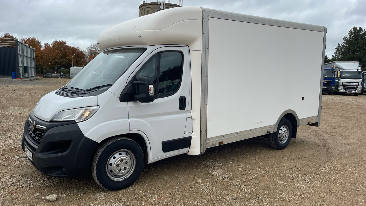 Vauxhall Movano 3500 2.2 TURBO 140PS - Jakeluauto: kuva Vauxhall Movano 3500 2.2 TURBO 140PS - Jakeluauto Vauxhall Movano 3500 2.2 TURBO 140PS - Jakeluauto: kuva Vauxhall Movano 3500 2.2 TURBO 140PS - Jakeluauto