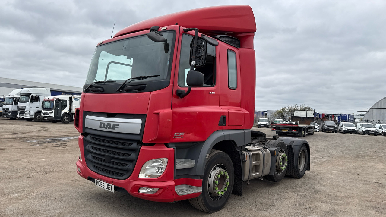 DAF CF 440 - Vetopöytäauto: kuva DAF CF 440 - Vetopöytäauto DAF CF 440 - Vetopöytäauto: kuva DAF CF 440 - Vetopöytäauto