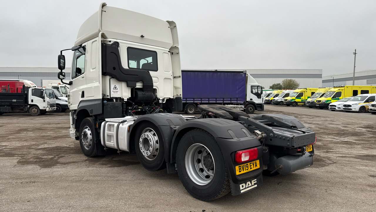 DAF CF 480 - Vetopöytäauto: kuva DAF CF 480 - Vetopöytäauto DAF CF 480 - Vetopöytäauto: kuva DAF CF 480 - Vetopöytäauto