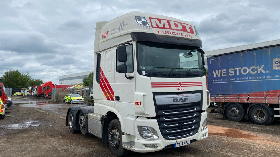 DAF XF 460 - Vetopöytäauto: kuva DAF XF 460 - Vetopöytäauto DAF XF 460 - Vetopöytäauto: kuva DAF XF 460 - Vetopöytäauto