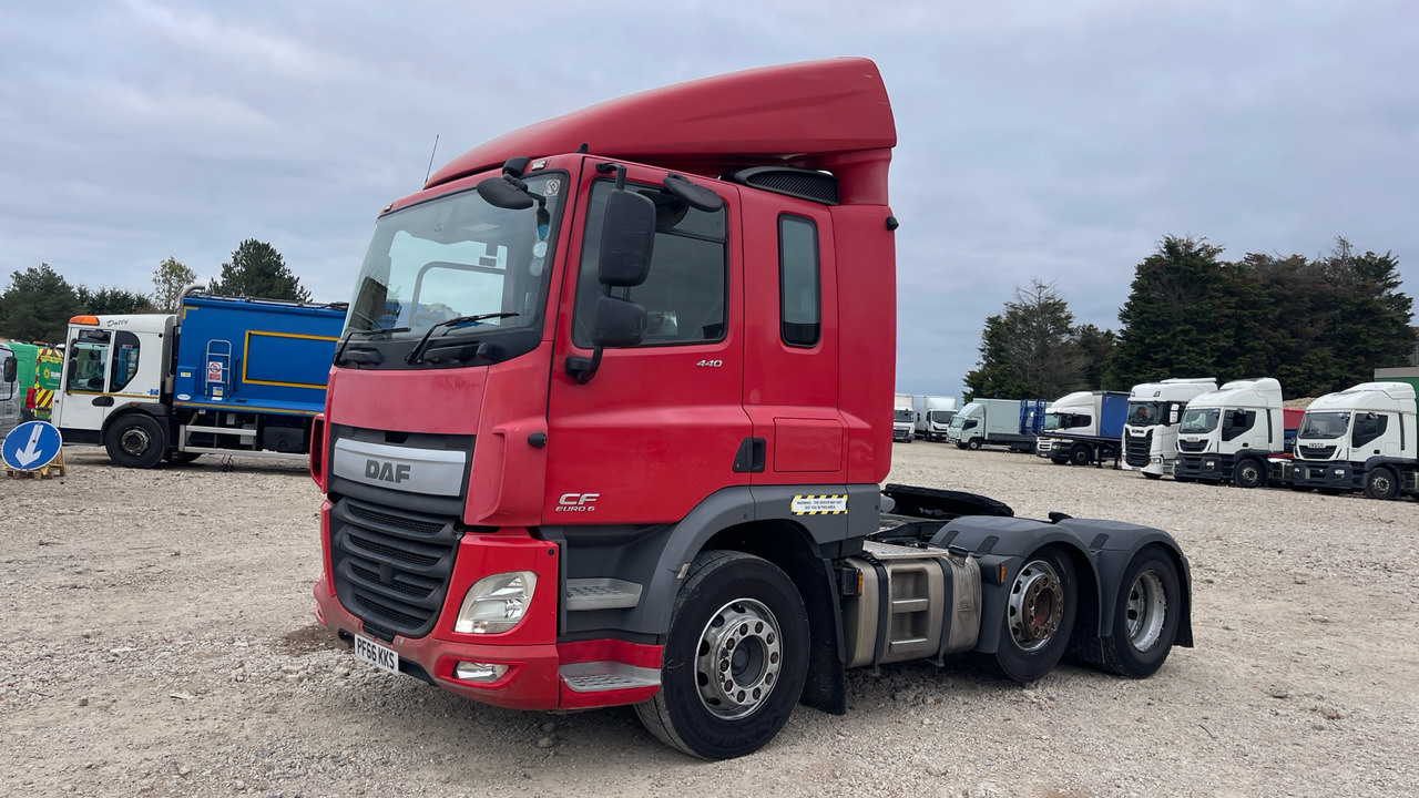 Daf CF 440 - Vetopöytäauto: kuva Daf CF 440 - Vetopöytäauto Daf CF 440 - Vetopöytäauto: kuva Daf CF 440 - Vetopöytäauto