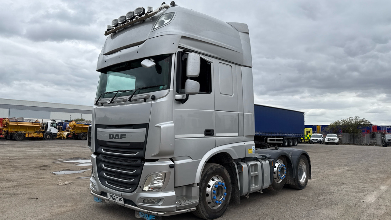 Daf XF 460 - Vetopöytäauto: kuva Daf XF 460 - Vetopöytäauto Daf XF 460 - Vetopöytäauto: kuva Daf XF 460 - Vetopöytäauto