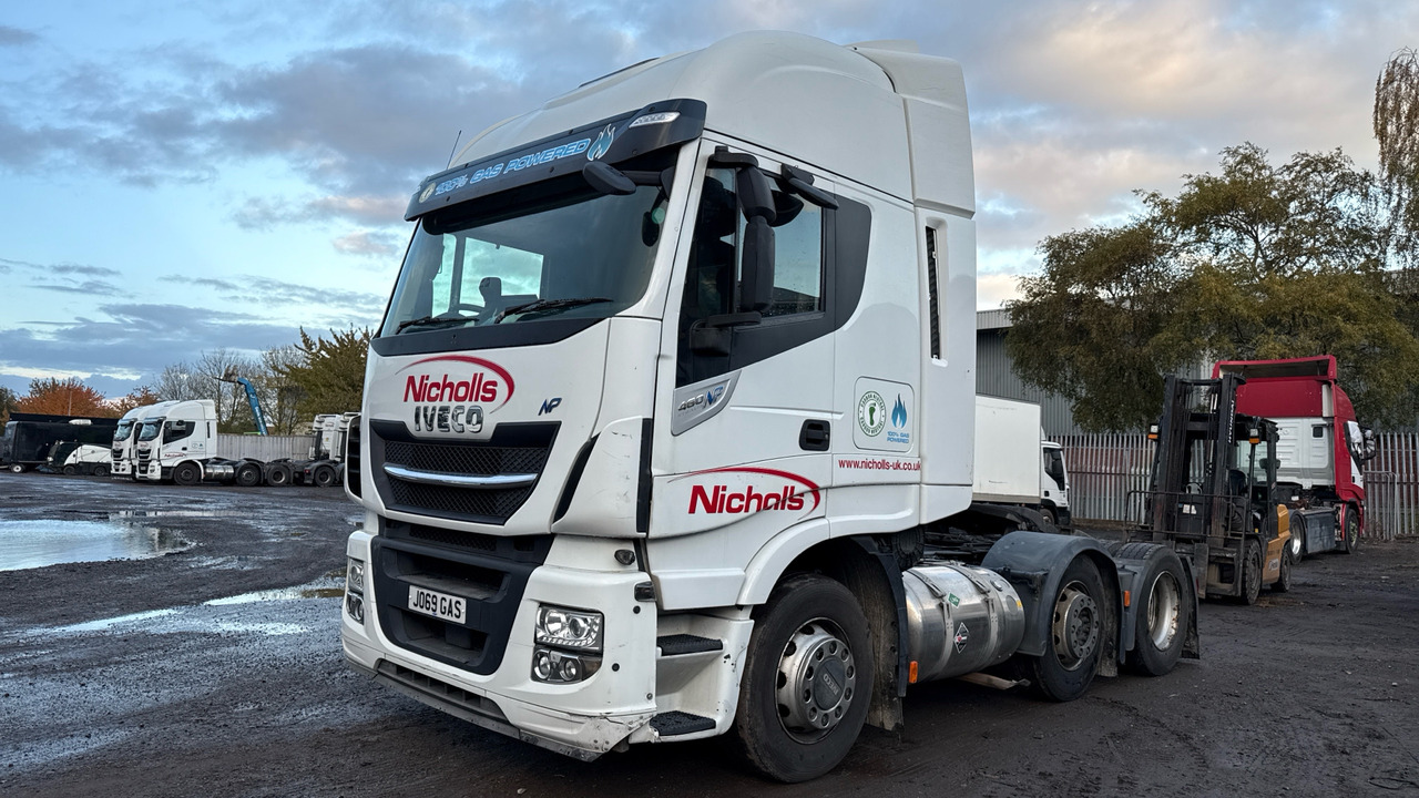 IVECO STRALIS 460 - Vetopöytäauto: kuva IVECO STRALIS 460 - Vetopöytäauto IVECO STRALIS 460 - Vetopöytäauto: kuva IVECO STRALIS 460 - Vetopöytäauto