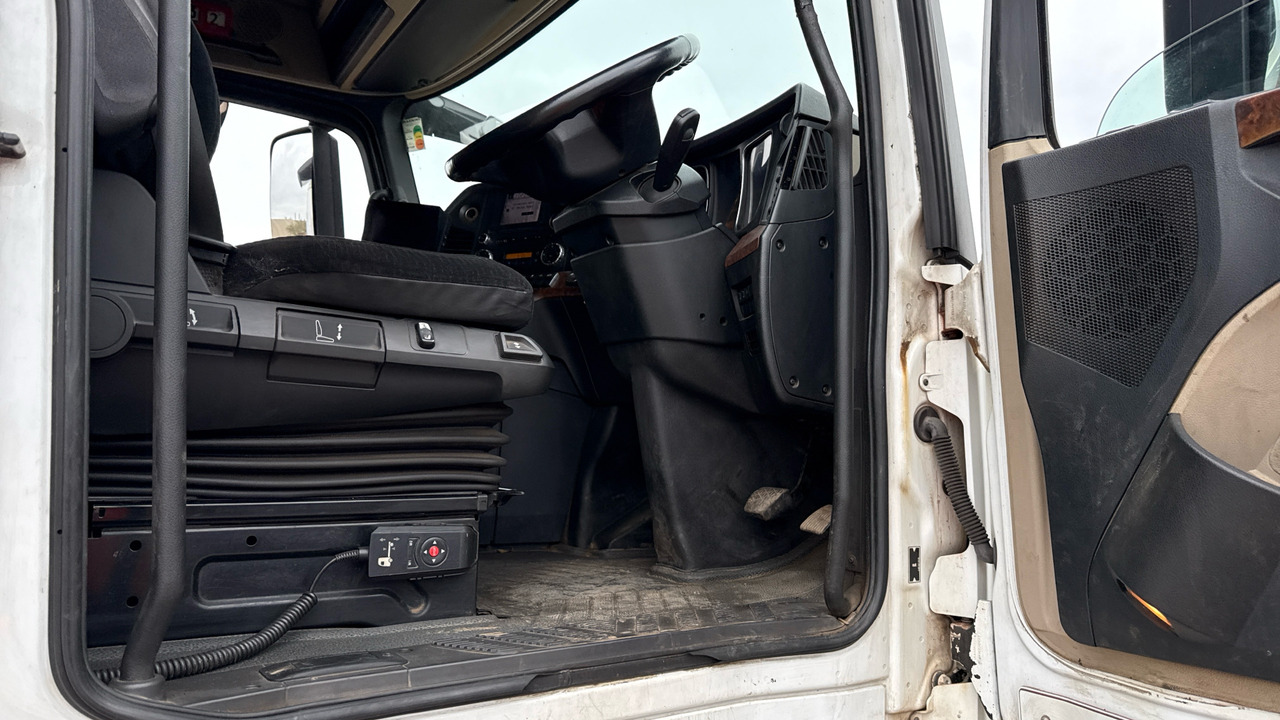 MERCEDES-BENZ ACTROS - Vetopöytäauto: kuva MERCEDES-BENZ ACTROS - Vetopöytäauto MERCEDES-BENZ ACTROS - Vetopöytäauto: kuva MERCEDES-BENZ ACTROS - Vetopöytäauto