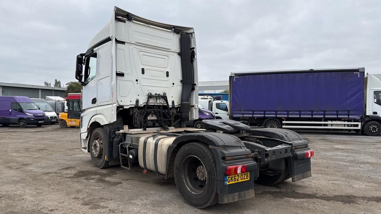 MERCEDES-BENZ ACTROS - Vetopöytäauto: kuva MERCEDES-BENZ ACTROS - Vetopöytäauto MERCEDES-BENZ ACTROS - Vetopöytäauto: kuva MERCEDES-BENZ ACTROS - Vetopöytäauto
