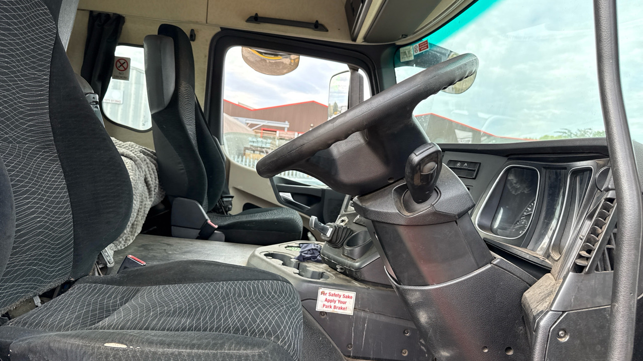 MERCEDES-BENZ ACTROS - Vetopöytäauto: kuva MERCEDES-BENZ ACTROS - Vetopöytäauto MERCEDES-BENZ ACTROS - Vetopöytäauto: kuva MERCEDES-BENZ ACTROS - Vetopöytäauto