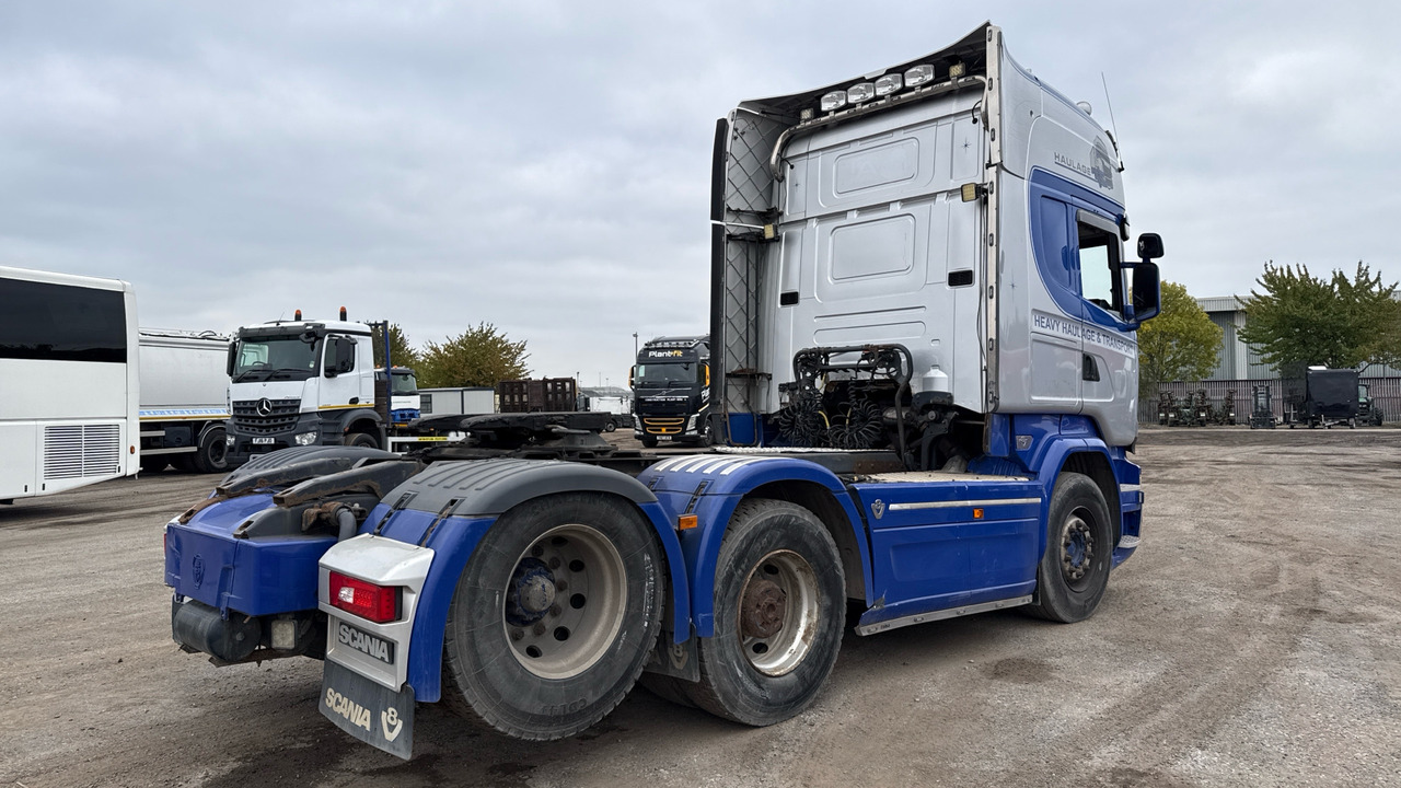 SCANIA R 730 V8 - Vetopöytäauto: kuva SCANIA R 730 V8 - Vetopöytäauto SCANIA R 730 V8 - Vetopöytäauto: kuva SCANIA R 730 V8 - Vetopöytäauto