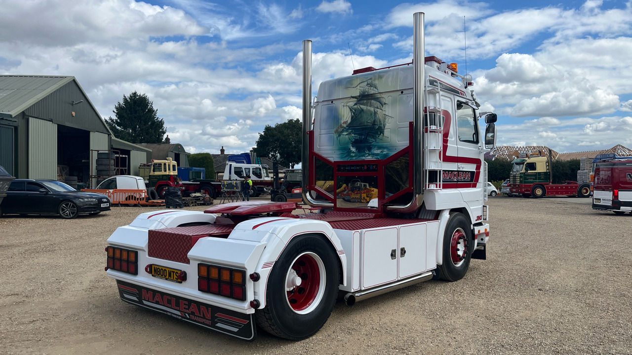 SCANIA R143.420 TOPLINE STREAMLINE - Vetopöytäauto: kuva SCANIA R143.420 TOPLINE STREAMLINE - Vetopöytäauto SCANIA R143.420 TOPLINE STREAMLINE - Vetopöytäauto: kuva SCANIA R143.420 TOPLINE STREAMLINE - Vetopöytäauto