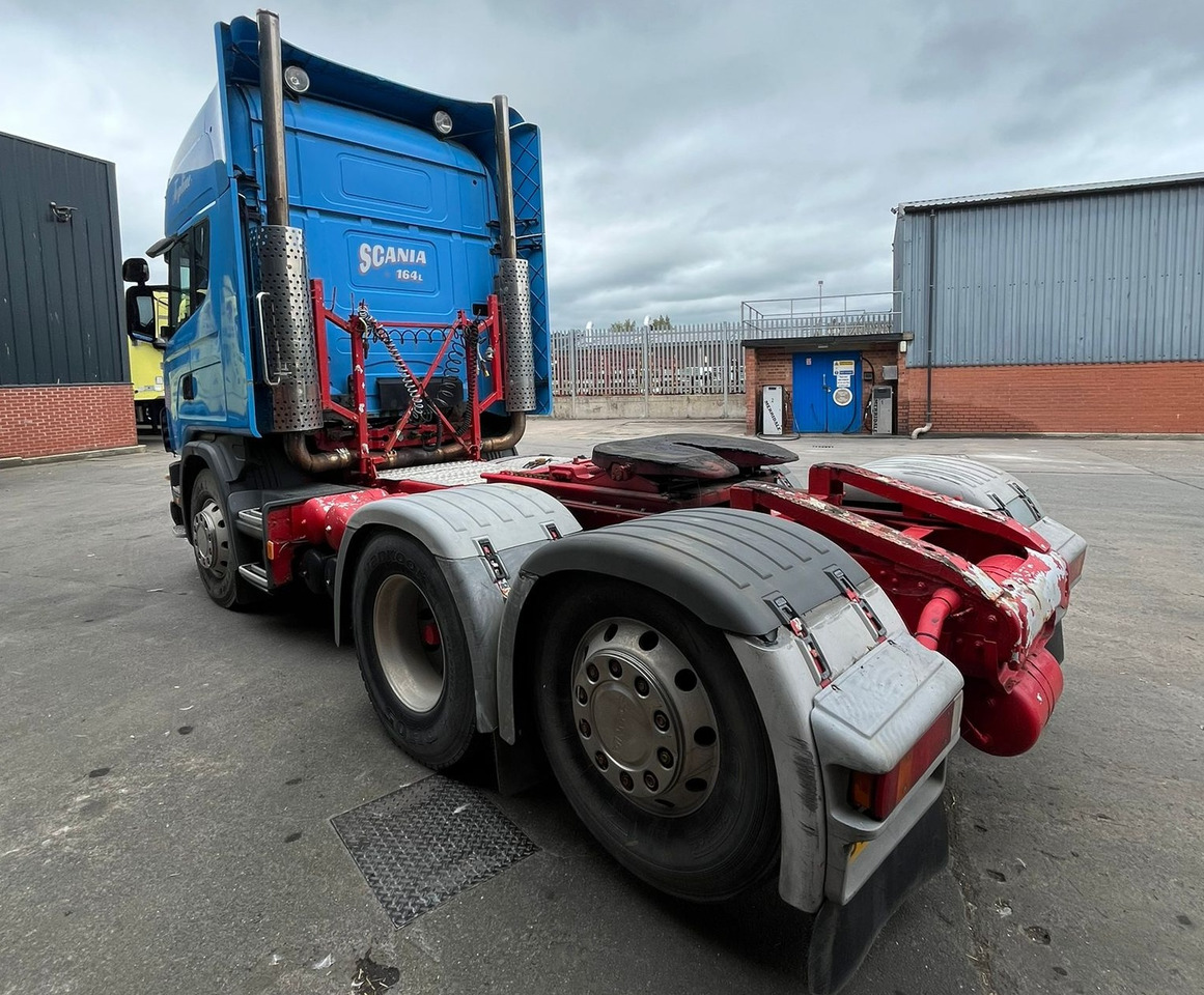 SCANIA R164.580 TOPLINE - Vetopöytäauto: kuva SCANIA R164.580 TOPLINE - Vetopöytäauto SCANIA R164.580 TOPLINE - Vetopöytäauto: kuva SCANIA R164.580 TOPLINE - Vetopöytäauto