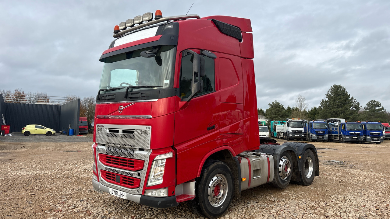 VOLVO FH - Vetopöytäauto: kuva VOLVO FH - Vetopöytäauto VOLVO FH - Vetopöytäauto: kuva VOLVO FH - Vetopöytäauto