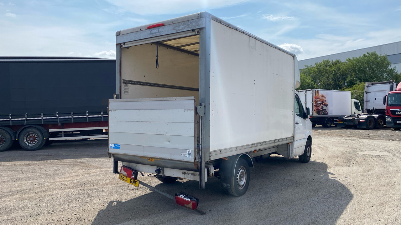 Volkswagen Crafter CR35 2.0 TDI 109PS - Jakeluauto: kuva Volkswagen Crafter CR35 2.0 TDI 109PS - Jakeluauto Volkswagen Crafter CR35 2.0 TDI 109PS - Jakeluauto: kuva Volkswagen Crafter CR35 2.0 TDI 109PS - Jakeluauto