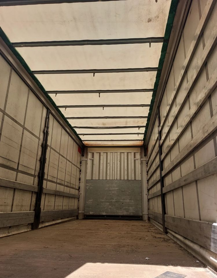 Pressukapelliperävaunu Krone Firanka: kuva Pressukapelliperävaunu Krone Firanka