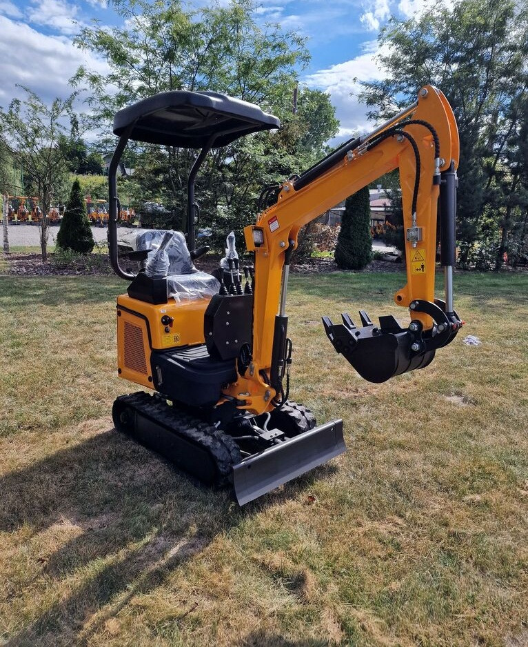 Berger Kraus BK1300JSR - Minikuormaaja: kuva Berger Kraus BK1300JSR - Minikuormaaja Berger Kraus BK1300JSR - Minikuormaaja: kuva Berger Kraus BK1300JSR - Minikuormaaja