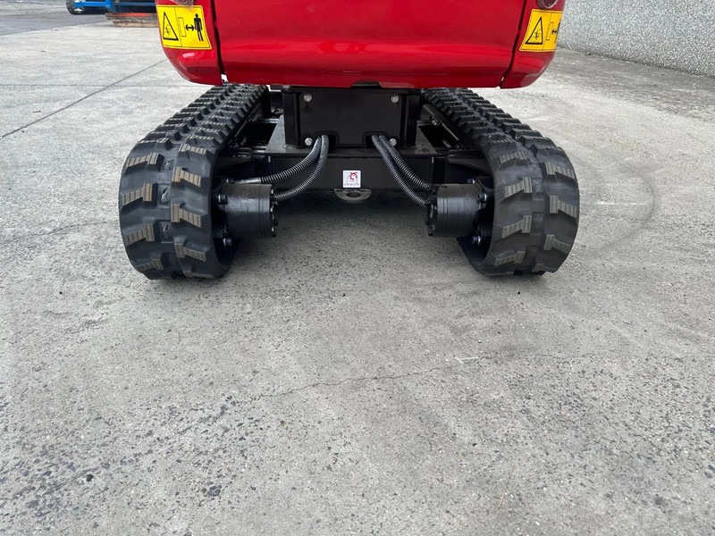 Rhinoceros XN10-9 - Minikuormaaja: kuva Rhinoceros XN10-9 - Minikuormaaja Rhinoceros XN10-9 - Minikuormaaja: kuva Rhinoceros XN10-9 - Minikuormaaja