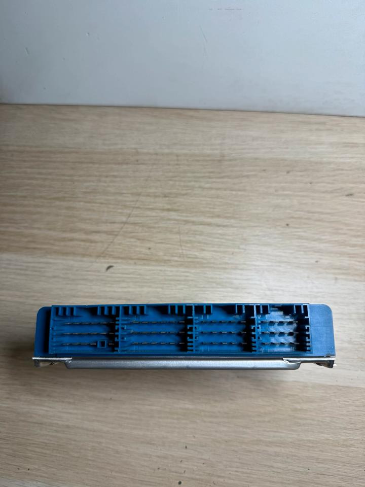 MAN KNORR-BREMSE EBS Steuergerät 81.25808-7064 - Ohjainyksikkö - Kuorma-auto: kuva MAN KNORR-BREMSE EBS Steuergerät 81.25808-7064 - Ohjainyksikkö - Kuorma-auto MAN KNORR-BREMSE EBS Steuergerät 81.25808-7064 - Ohjainyksikkö - Kuorma-auto: kuva MAN KNORR-BREMSE EBS Steuergerät 81.25808-7064 - Ohjainyksikkö - Kuorma-auto