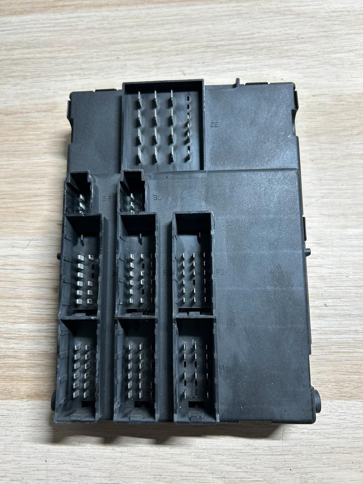 MAN WABCO Elektronik ECU ZBR 2 Steuergerät 81.25806-7096 - Ohjainyksikkö - Kuorma-auto: kuva MAN WABCO Elektronik ECU ZBR 2 Steuergerät 81.25806-7096 - Ohjainyksikkö - Kuorma-auto MAN WABCO Elektronik ECU ZBR 2 Steuergerät 81.25806-7096 - Ohjainyksikkö - Kuorma-auto: kuva MAN WABCO Elektronik ECU ZBR 2 Steuergerät 81.25806-7096 - Ohjainyksikkö - Kuorma-auto