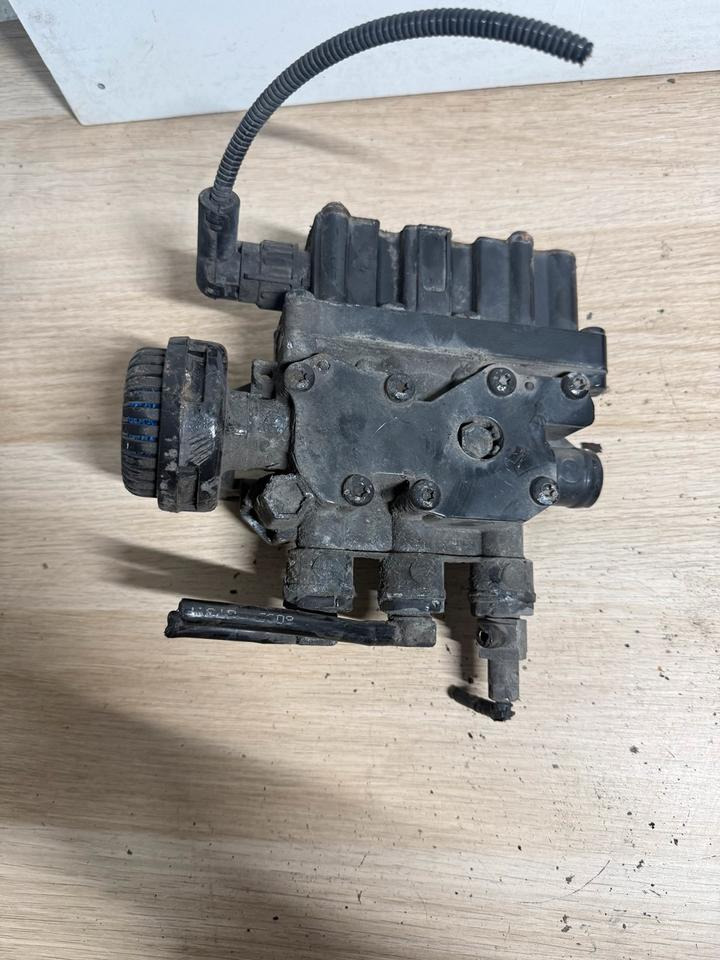 MAN WABCO VENTIL 4728800300  81.25902-6238 - Venttiili - Kuorma-auto: kuva  MAN WABCO VENTIL 4728800300  81.25902-6238 - Venttiili - Kuorma-auto MAN WABCO VENTIL 4728800300  81.25902-6238 - Venttiili - Kuorma-auto: kuva  MAN WABCO VENTIL 4728800300  81.25902-6238 - Venttiili - Kuorma-auto