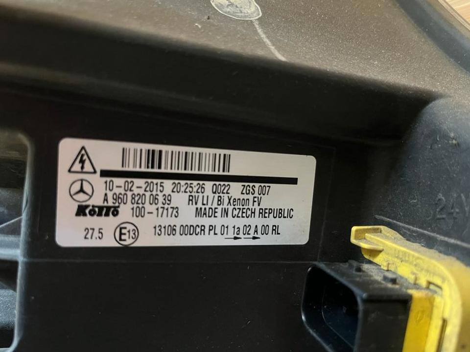 Mercedes Actros Bi Xenon Scheinwerfer Vorne Links A9608200639 - Etulyhty - Kuorma-auto: kuva  Mercedes Actros Bi Xenon Scheinwerfer Vorne Links A9608200639 - Etulyhty - Kuorma-auto Mercedes Actros Bi Xenon Scheinwerfer Vorne Links A9608200639 - Etulyhty - Kuorma-auto: kuva  Mercedes Actros Bi Xenon Scheinwerfer Vorne Links A9608200639 - Etulyhty - Kuorma-auto