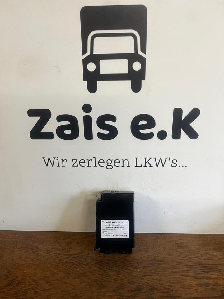 Mercedes Actros MP4 Video Radar Steuergerät A0004463551 - Ohjainyksikkö - Kuorma-auto: kuva Mercedes Actros MP4 Video Radar Steuergerät A0004463551 - Ohjainyksikkö - Kuorma-auto Mercedes Actros MP4 Video Radar Steuergerät A0004463551 - Ohjainyksikkö - Kuorma-auto: kuva Mercedes Actros MP4 Video Radar Steuergerät A0004463551 - Ohjainyksikkö - Kuorma-auto