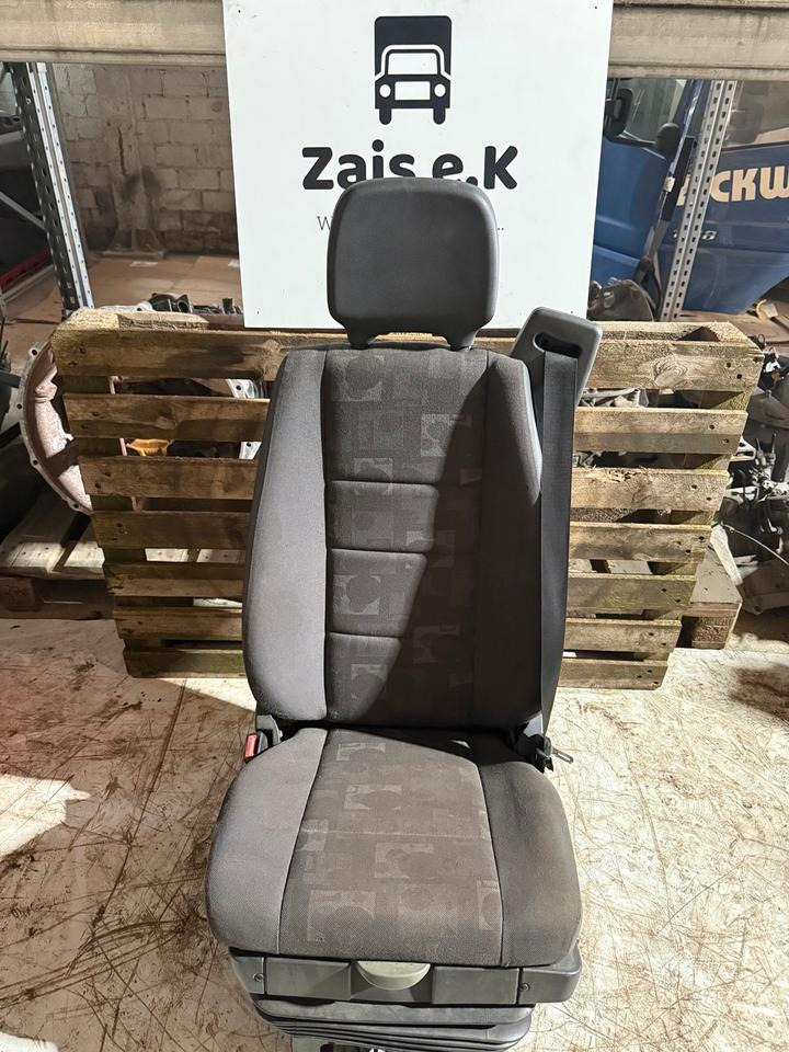 Mercedes Atego 2 Fahrersitz - Istuin - Kuorma-auto: kuva Mercedes Atego 2 Fahrersitz - Istuin - Kuorma-auto Mercedes Atego 2 Fahrersitz - Istuin - Kuorma-auto: kuva Mercedes Atego 2 Fahrersitz - Istuin - Kuorma-auto