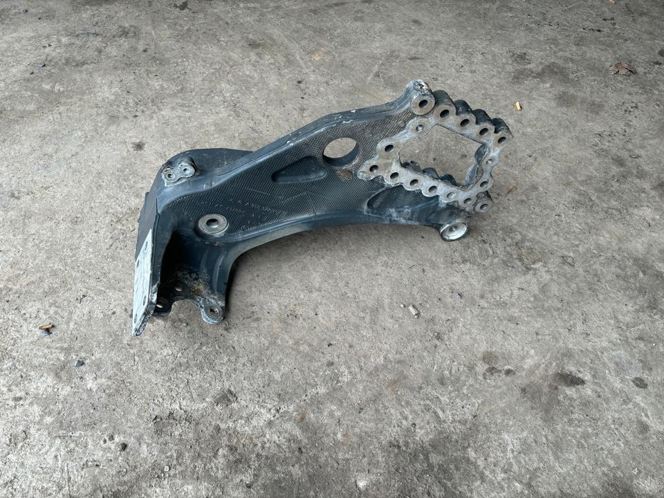 Mercedes-Benz Actros MP4 Federbock Links A9603223901 - Ripustin - Kuorma-auto: kuva Mercedes-Benz Actros MP4 Federbock Links A9603223901 - Ripustin - Kuorma-auto Mercedes-Benz Actros MP4 Federbock Links A9603223901 - Ripustin - Kuorma-auto: kuva Mercedes-Benz Actros MP4 Federbock Links A9603223901 - Ripustin - Kuorma-auto